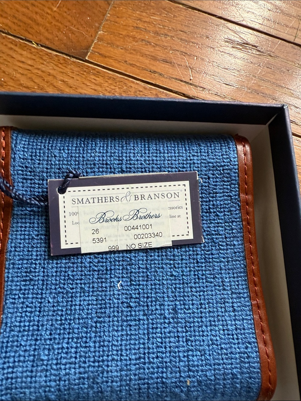 NWT Brooks Brothers flask - Picture 2 of 4